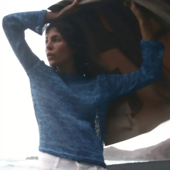 Zara Blue Ribbon Knit Crew Neck Sweater - Picture 2 of 5